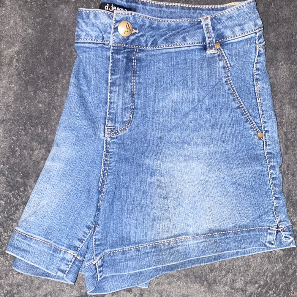 d.jeans denim shorts - Size 10